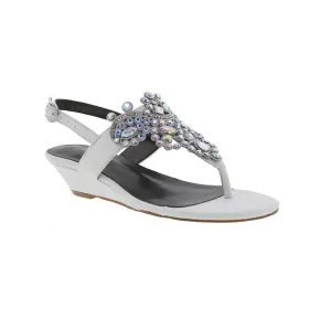 Bellini Loni Women Wedge Sandal In White Textile