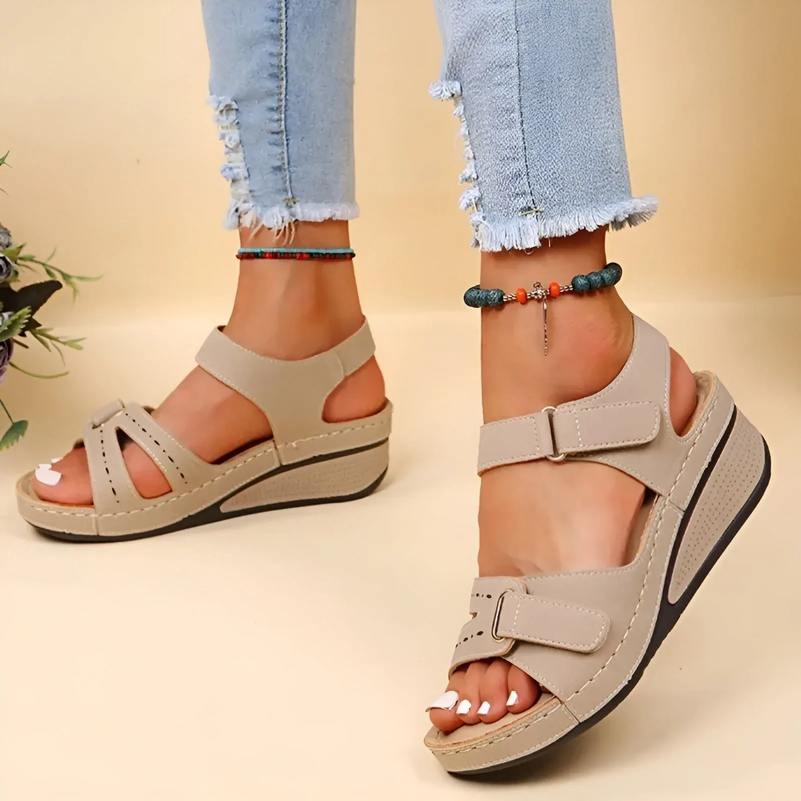 Cora Sandals - Elegante und Bequeme Orthopädische Sommersandalen