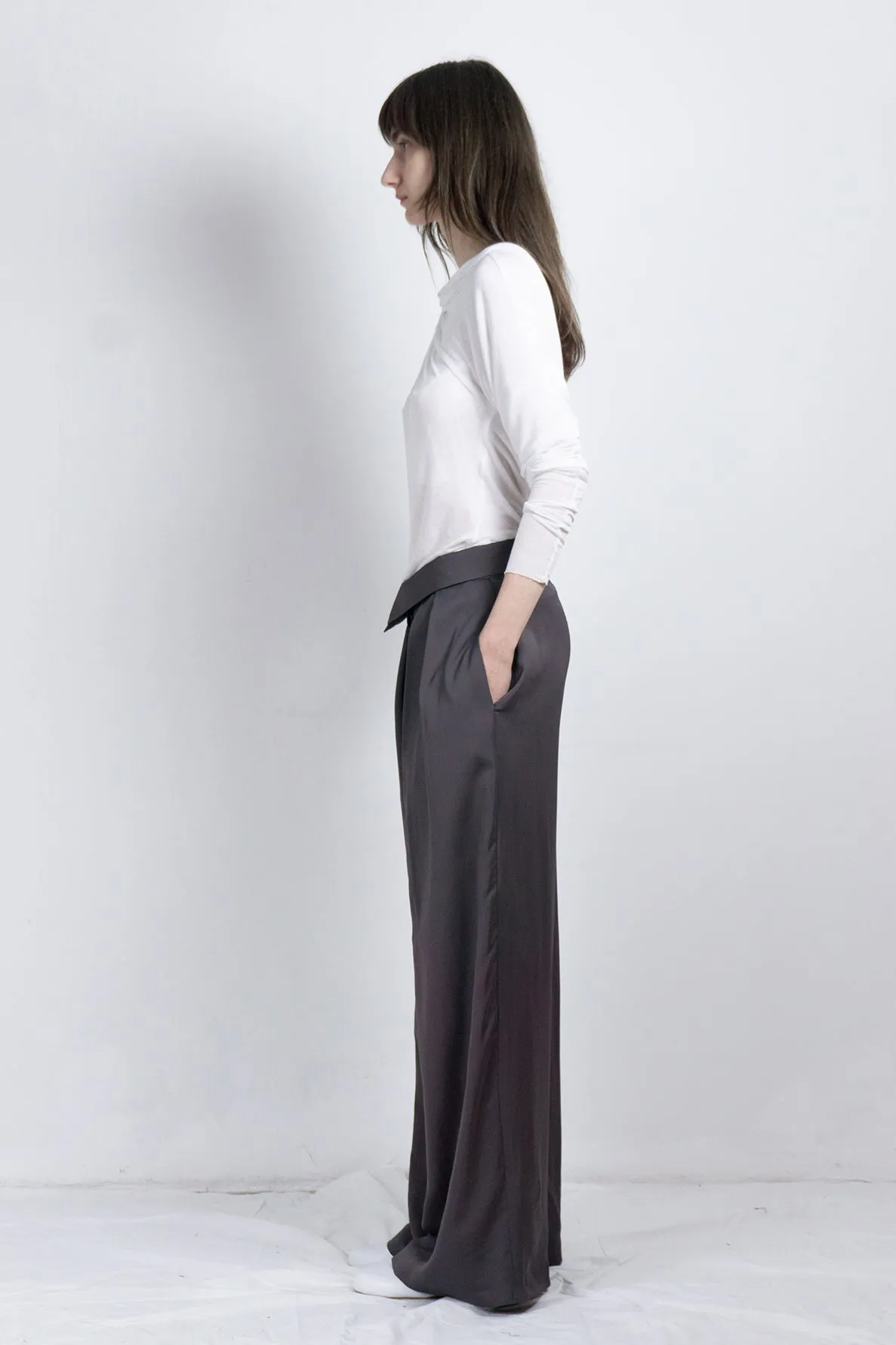 Cupro pleated trousers