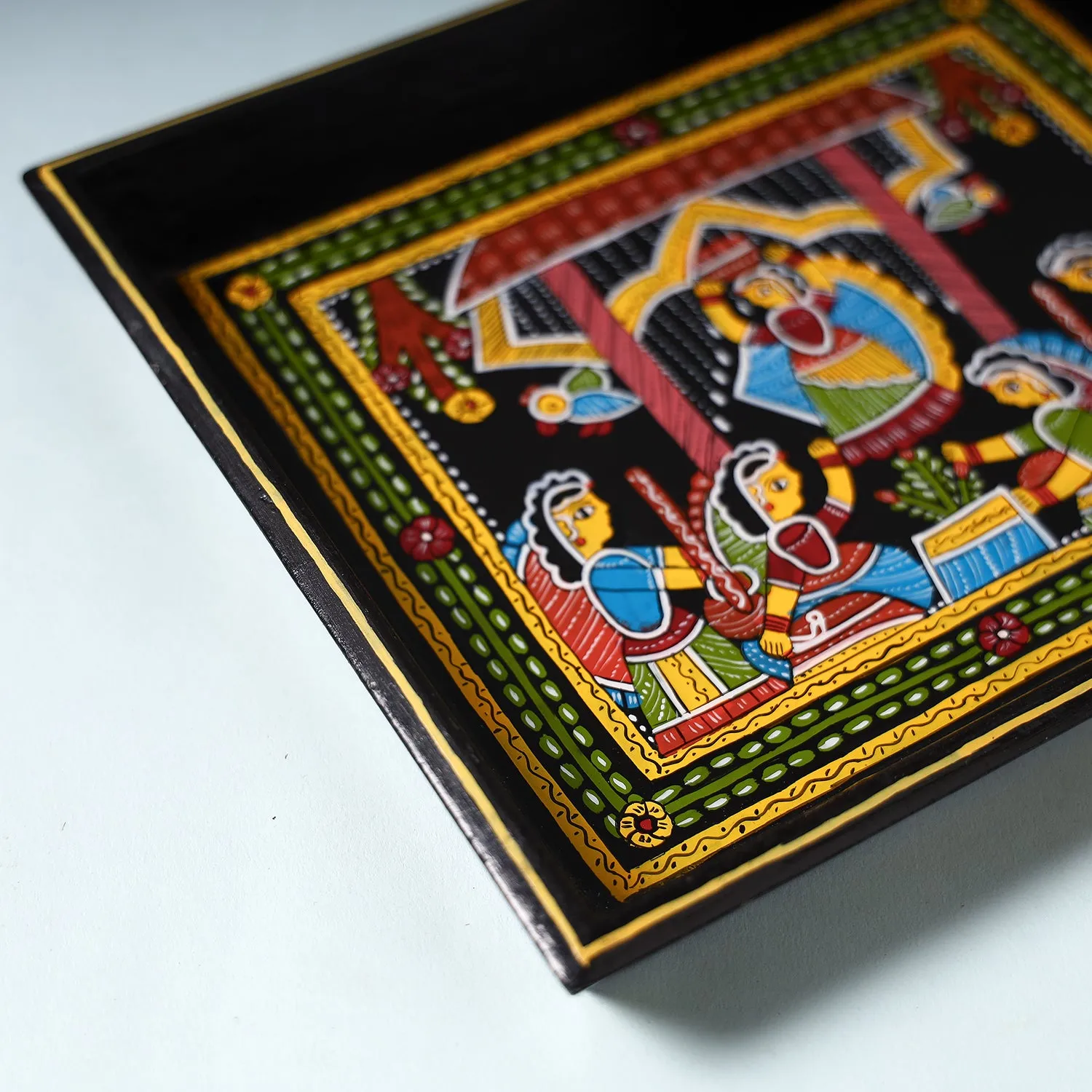 Tikuli Art Handpainted Wooden Tray (Small)